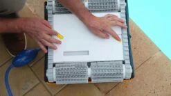 Poolroboter Dolphin W20 Bodenreiniger Mit Caddy -Schwimmbad Verkaufs-Shop Dolphin W20 Poolroboter 5 1280x1280